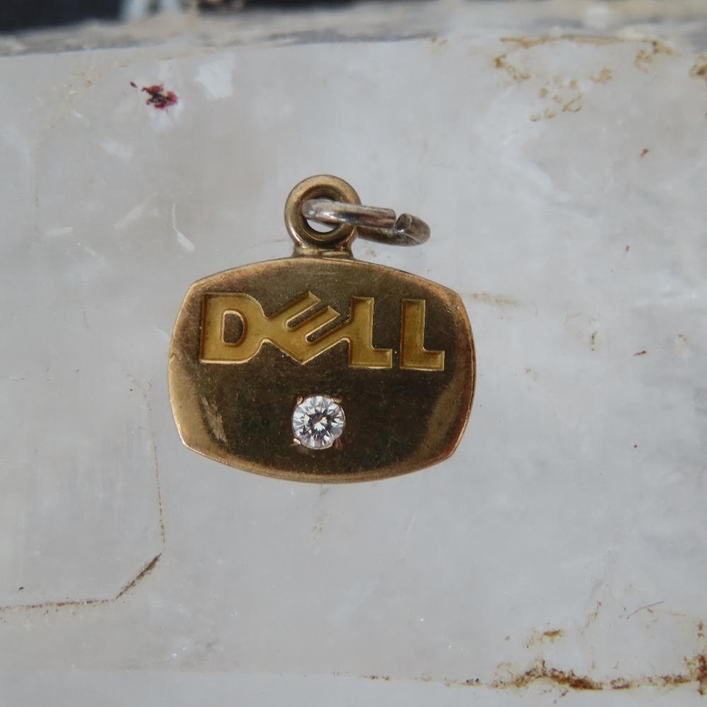 dell co. 14kt gold  & diamond charm/pendant